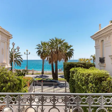 Happyfew Palazzo Daire